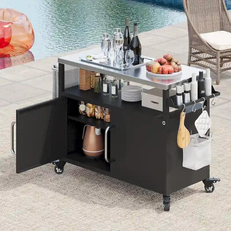 54.5 Isola da cucina per esterni con piano in acciaio inossidabile, tavolo da barbecue in metallo con armadietto portaoggetti, portaspezie