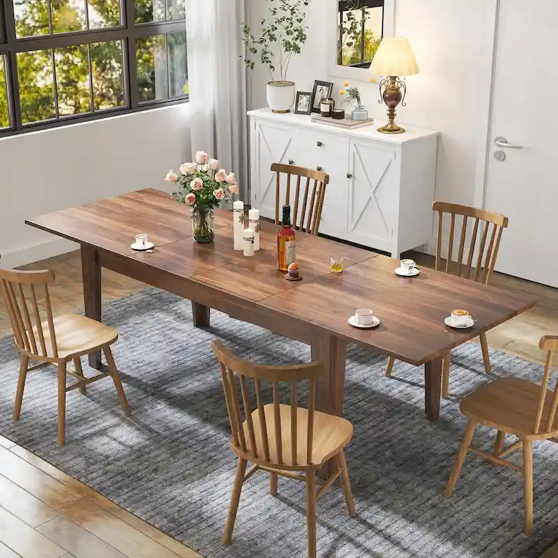 Tavolo da cucina in legno allungabile e versatile per diverse occasioni