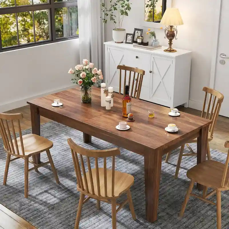 Tavolo da cucina in legno allungabile e versatile per diverse occasioni