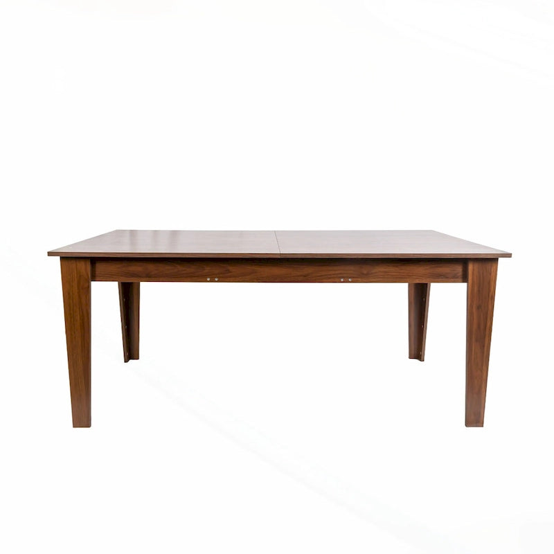 Tavolo da cucina in legno allungabile e versatile per diverse occasioni