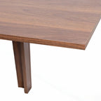 Tavolo da cucina in legno allungabile e versatile per diverse occasioni