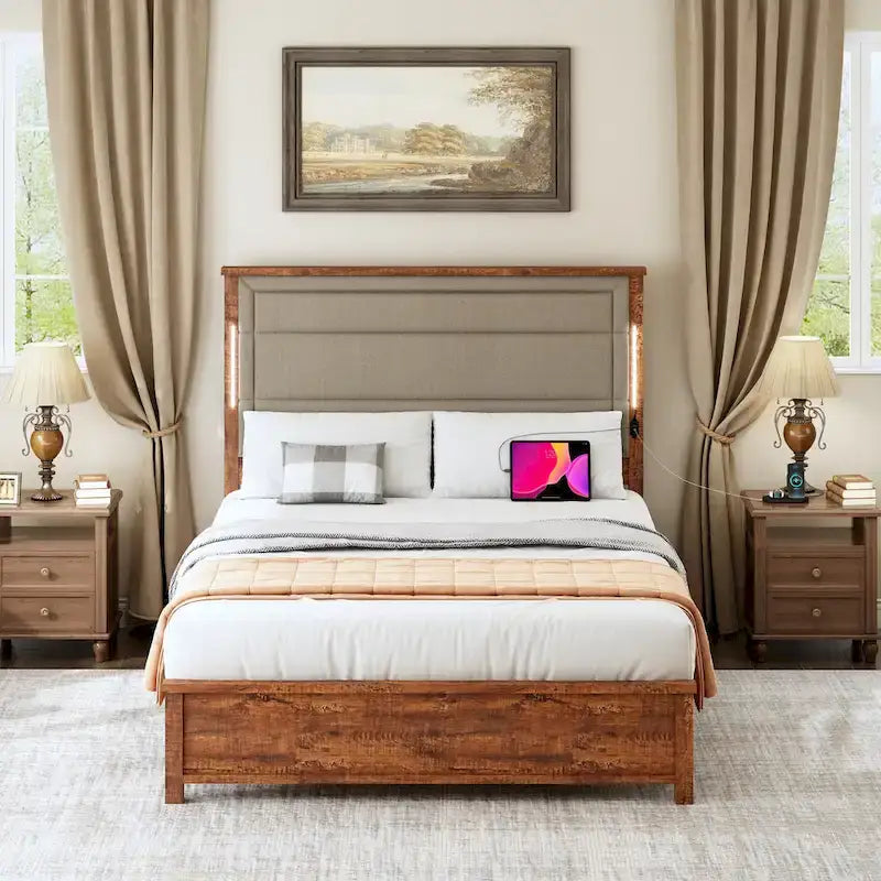 Letto a piattaforma Queen Size con testiera imbottita e luci a LED
