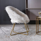 Poltrona di design in ecopelliccia, bianca